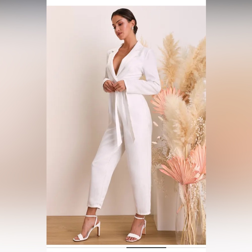 Brand new Lulu’s white jumpsuit with tags XL